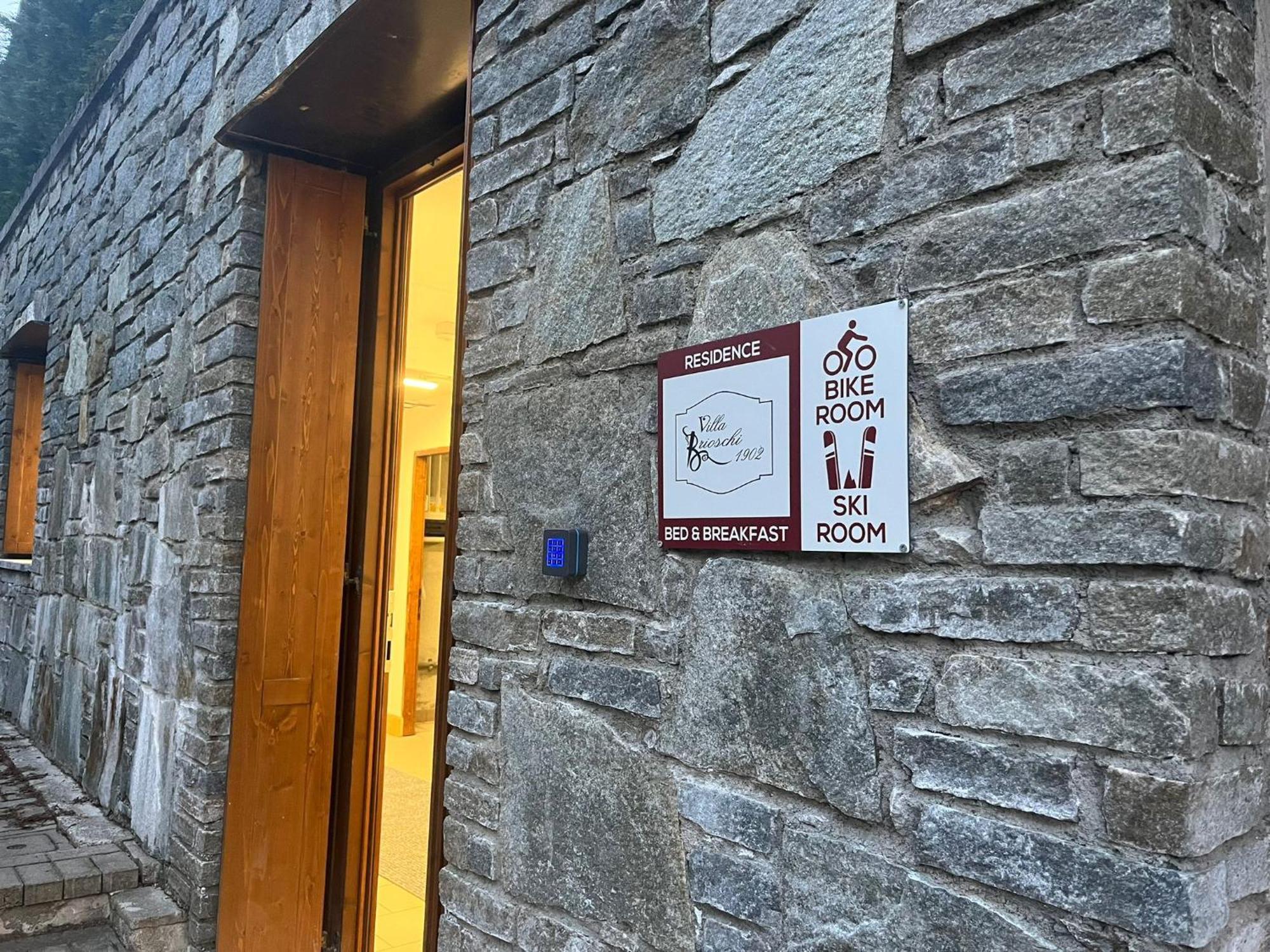 Residence Villa Brioschi Aprica Buitenkant foto