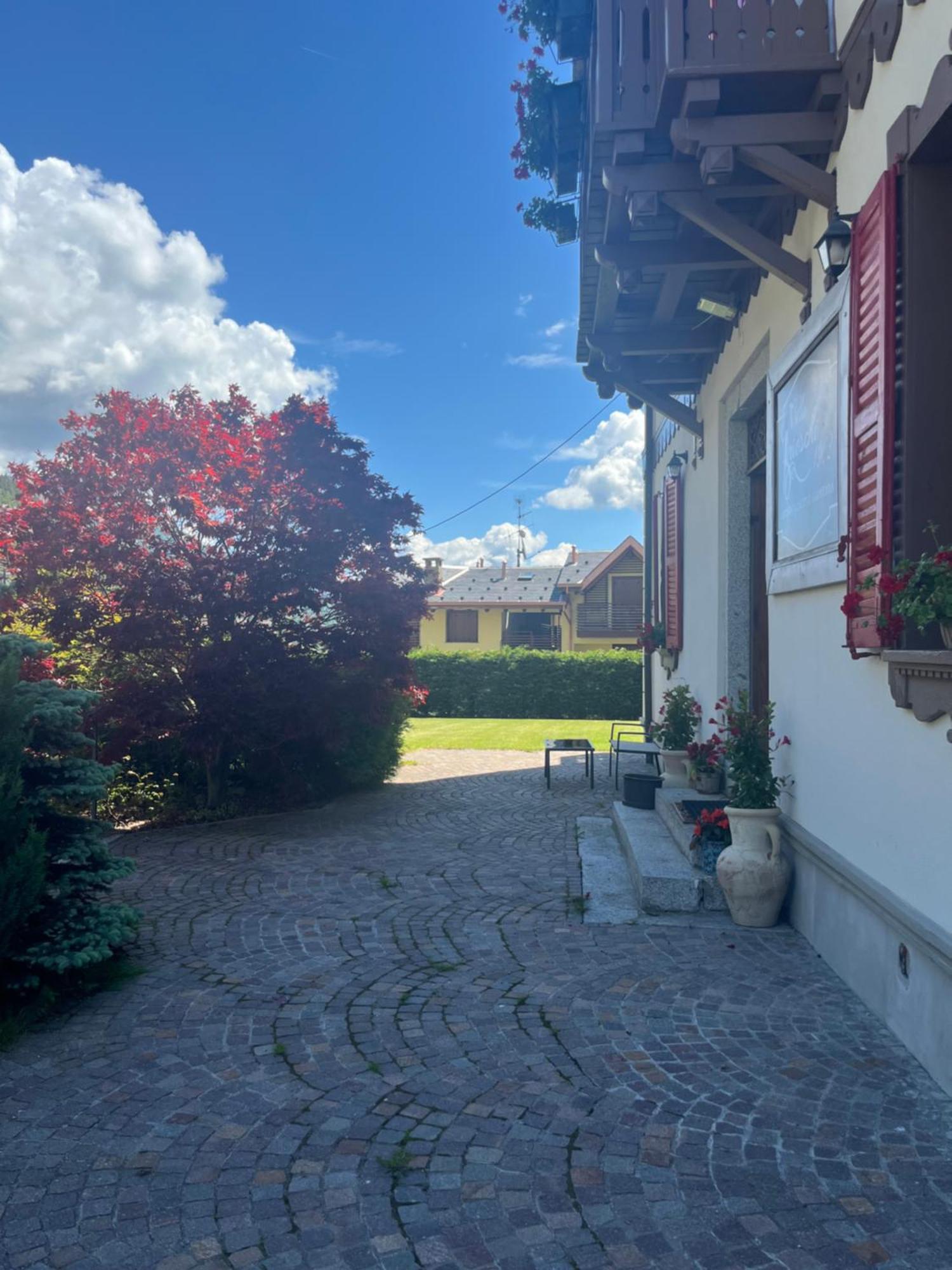 Residence Villa Brioschi Aprica Buitenkant foto